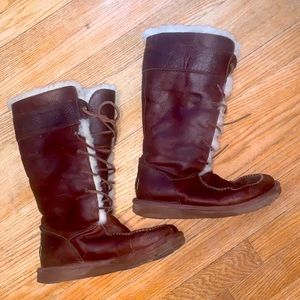 Ugg boot, size 7